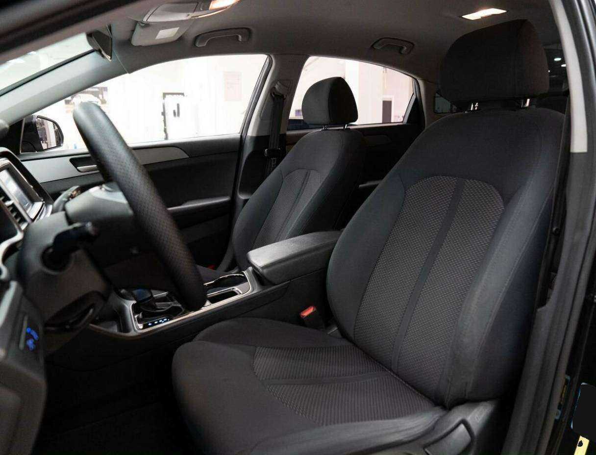 Hyundai Sonata с пробегом — 2018 год. Фото: #5