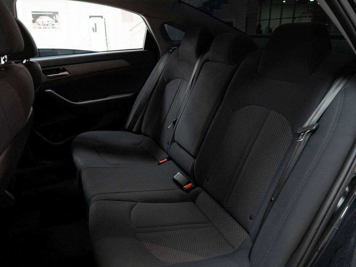 Hyundai Sonata с пробегом — 2018 год. Фото: #6