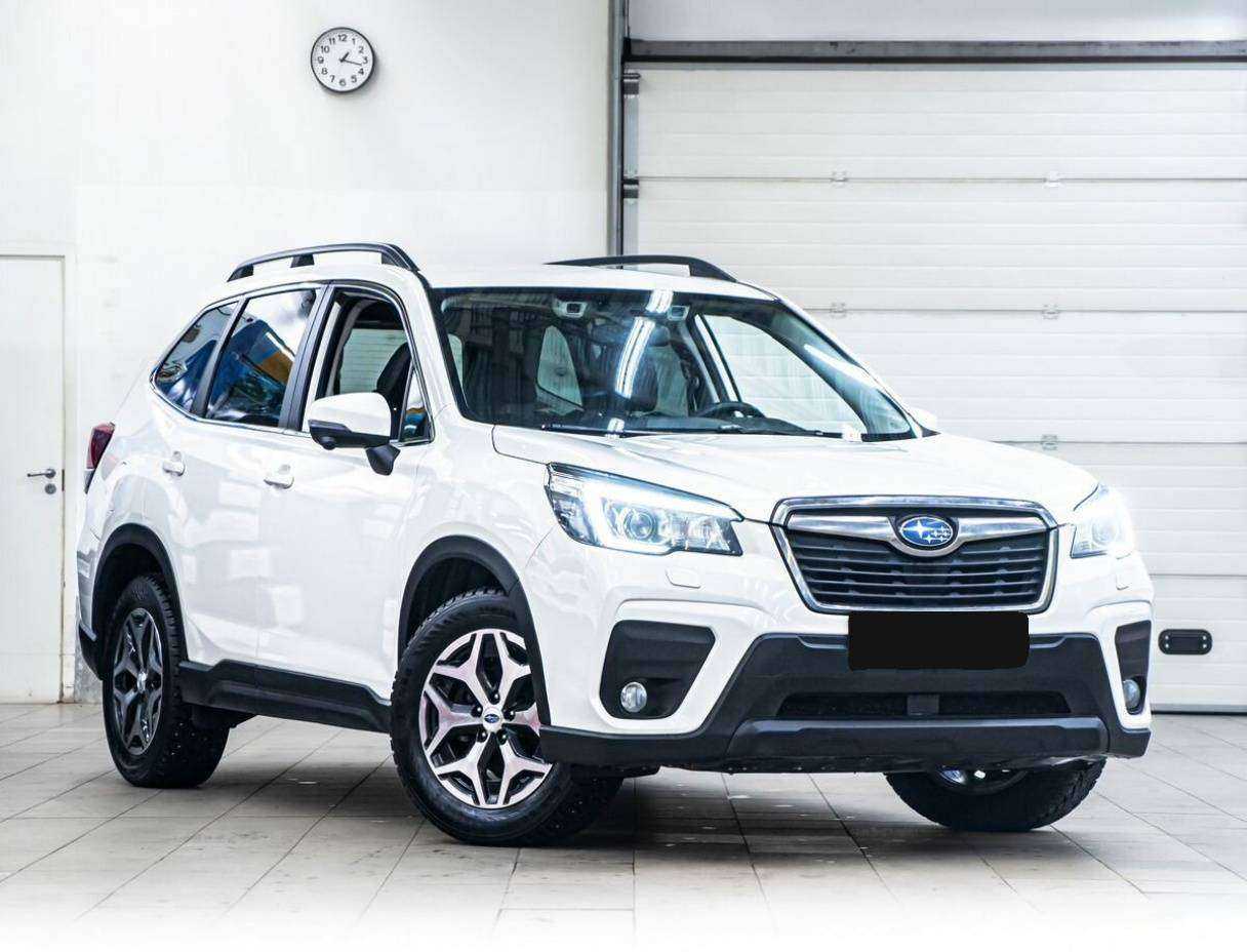 Subaru Forester с пробегом — 2019 год. Фото: #1
