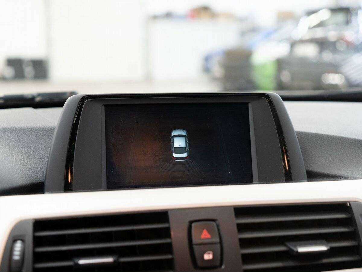 BMW 3 серии с пробегом — 2014 год. Фото: #9