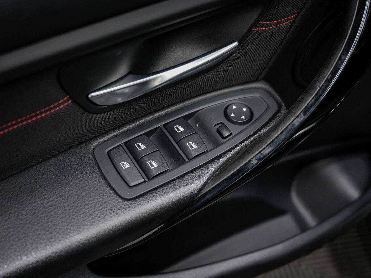 BMW 3 серии с пробегом — 2013 год. Фото: #15