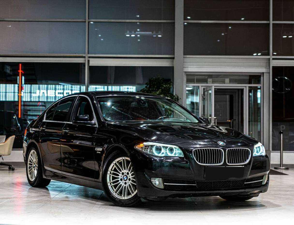 BMW 5 серии с пробегом — 2012 год. Фото: #1