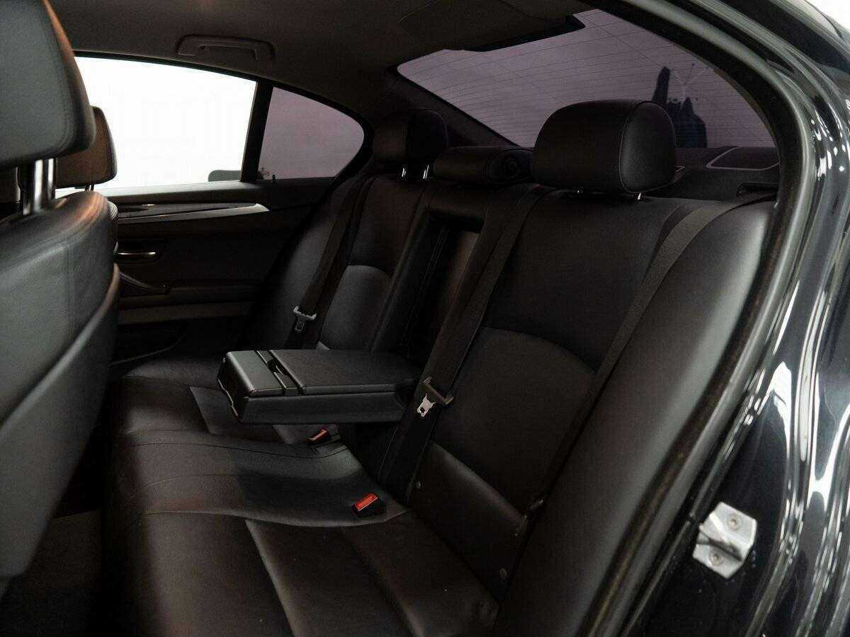 BMW 5 серии с пробегом — 2013 год. Фото: #6