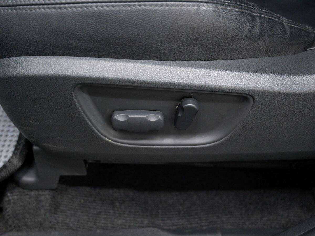 Mitsubishi Pajero Sport с пробегом — 2018 год. Фото: #19