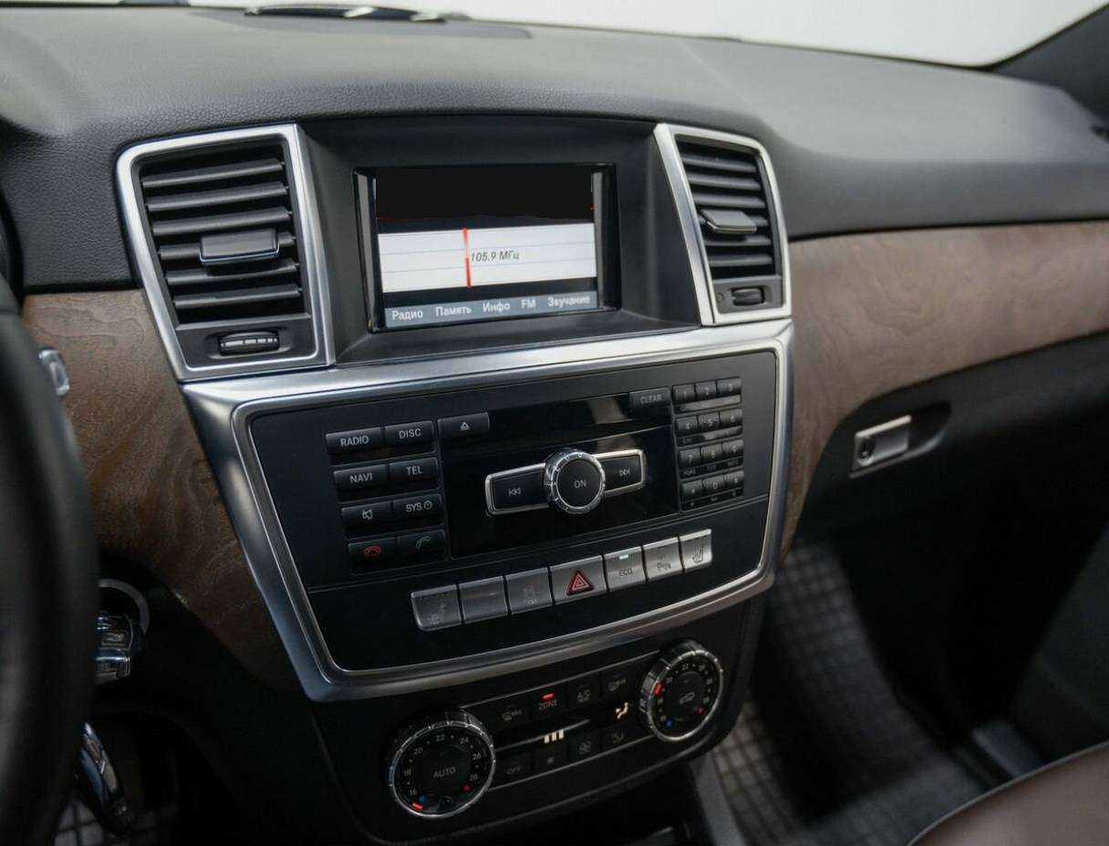 Mercedes-Benz M-Класс с пробегом — 2013 год. Фото: #21