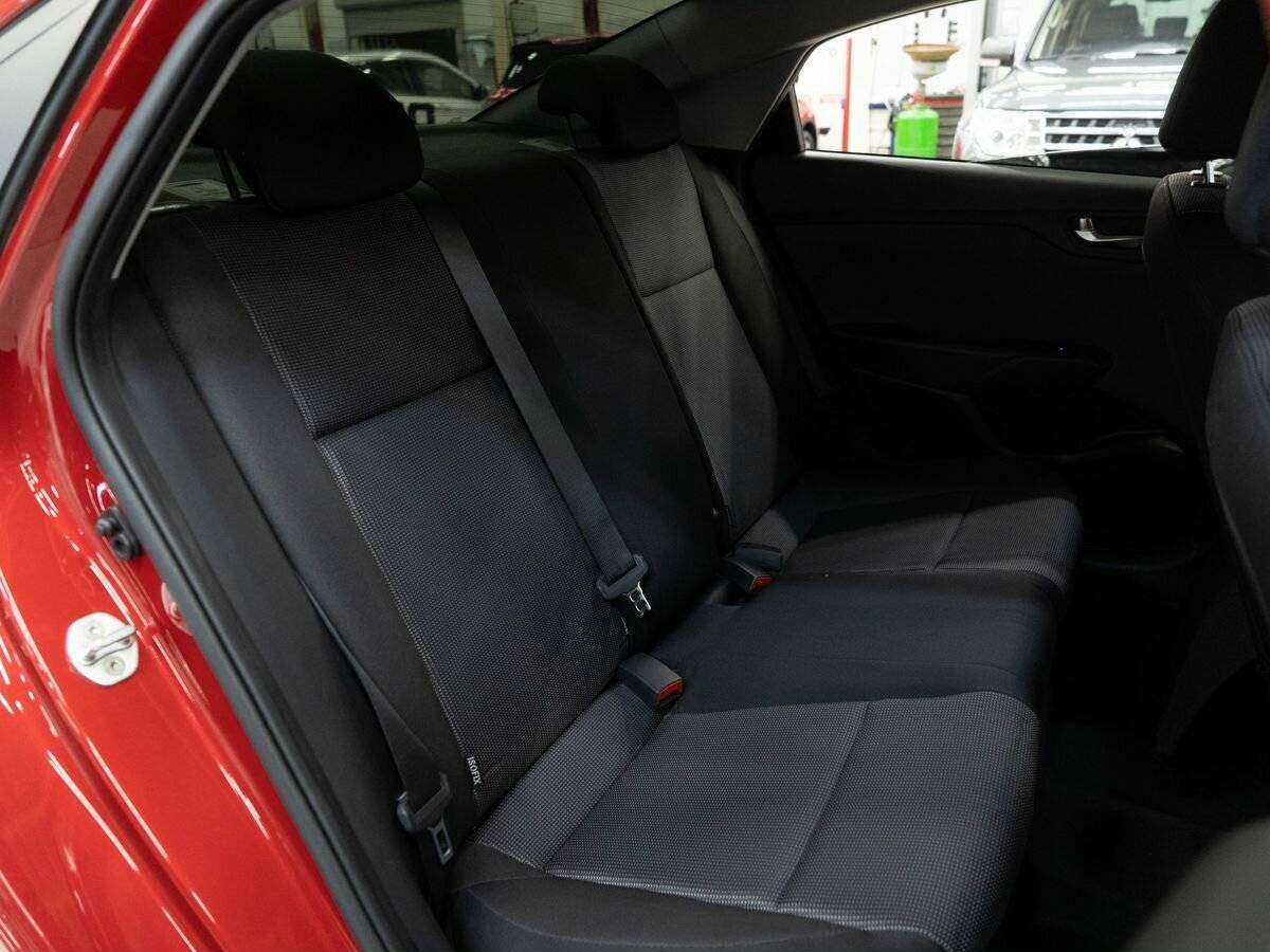 Hyundai Solaris с пробегом — 2021 год. Фото: #8