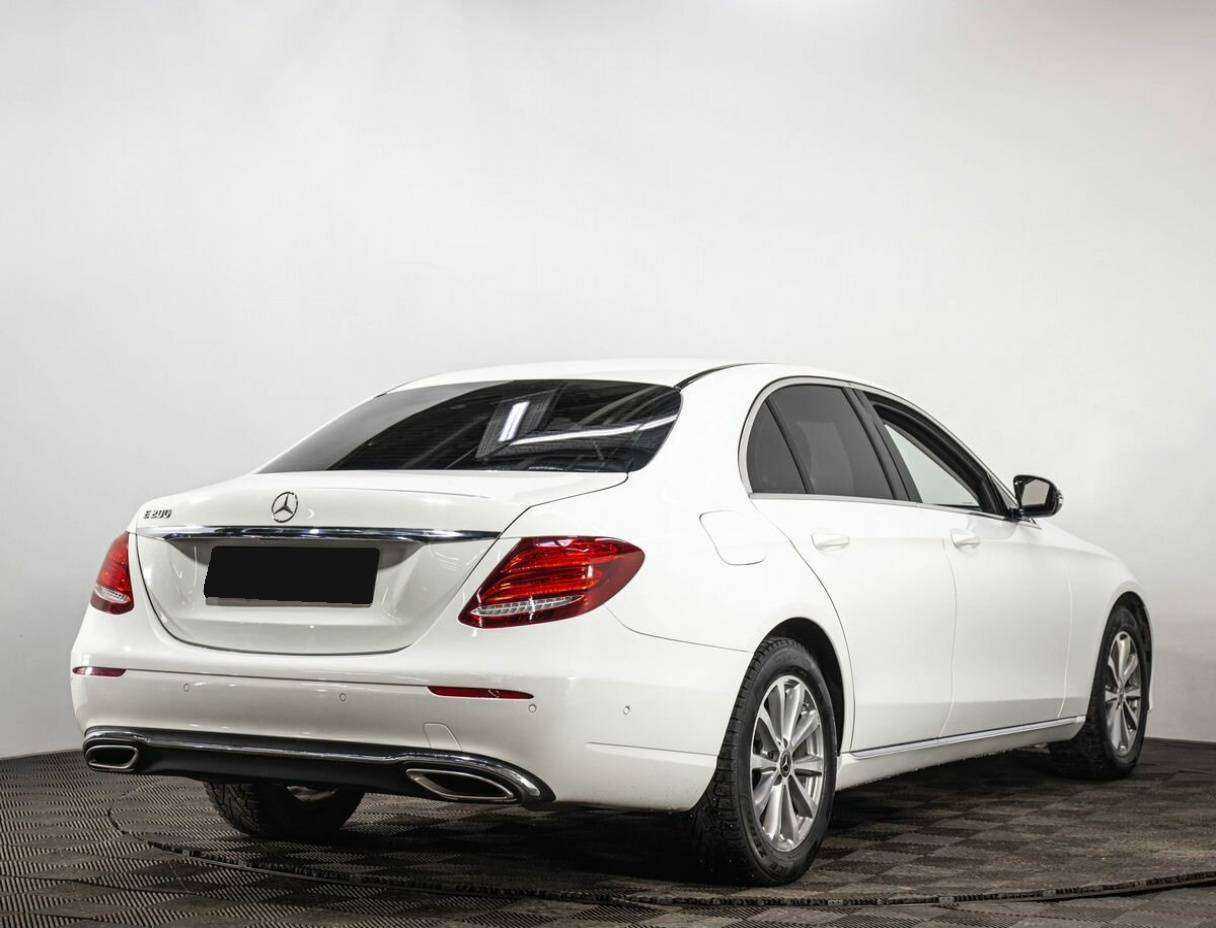 Mercedes-Benz E-Класс с пробегом — 2017 год. Фото: #6