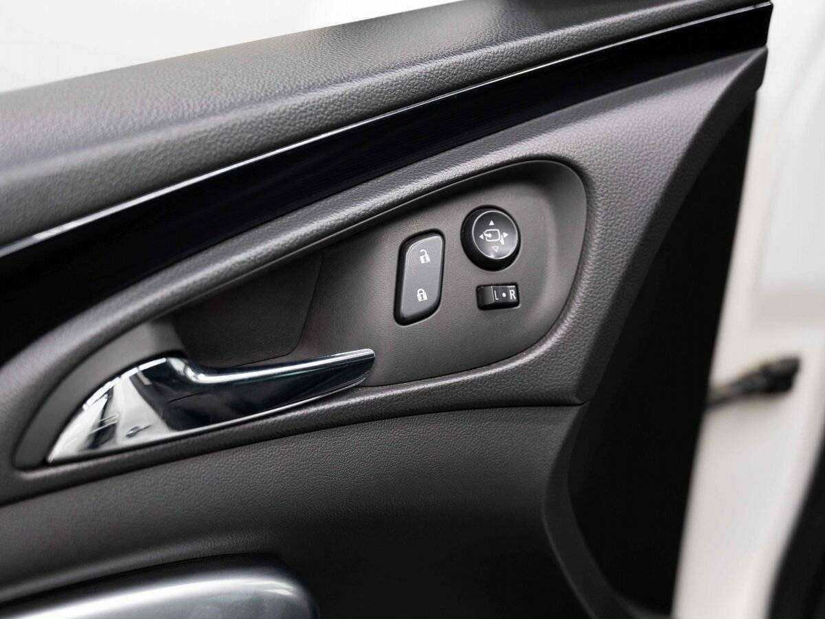 Opel Insignia с пробегом — 2013 год. Фото: #29