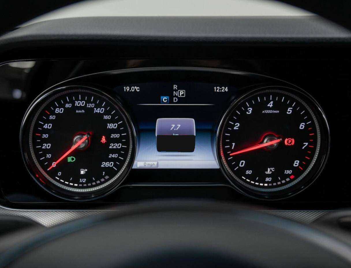 Mercedes-Benz E-Класс с пробегом — 2017 год. Фото: #20