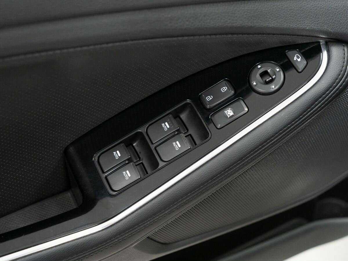 Kia Optima с пробегом — 2014 год. Фото: #11