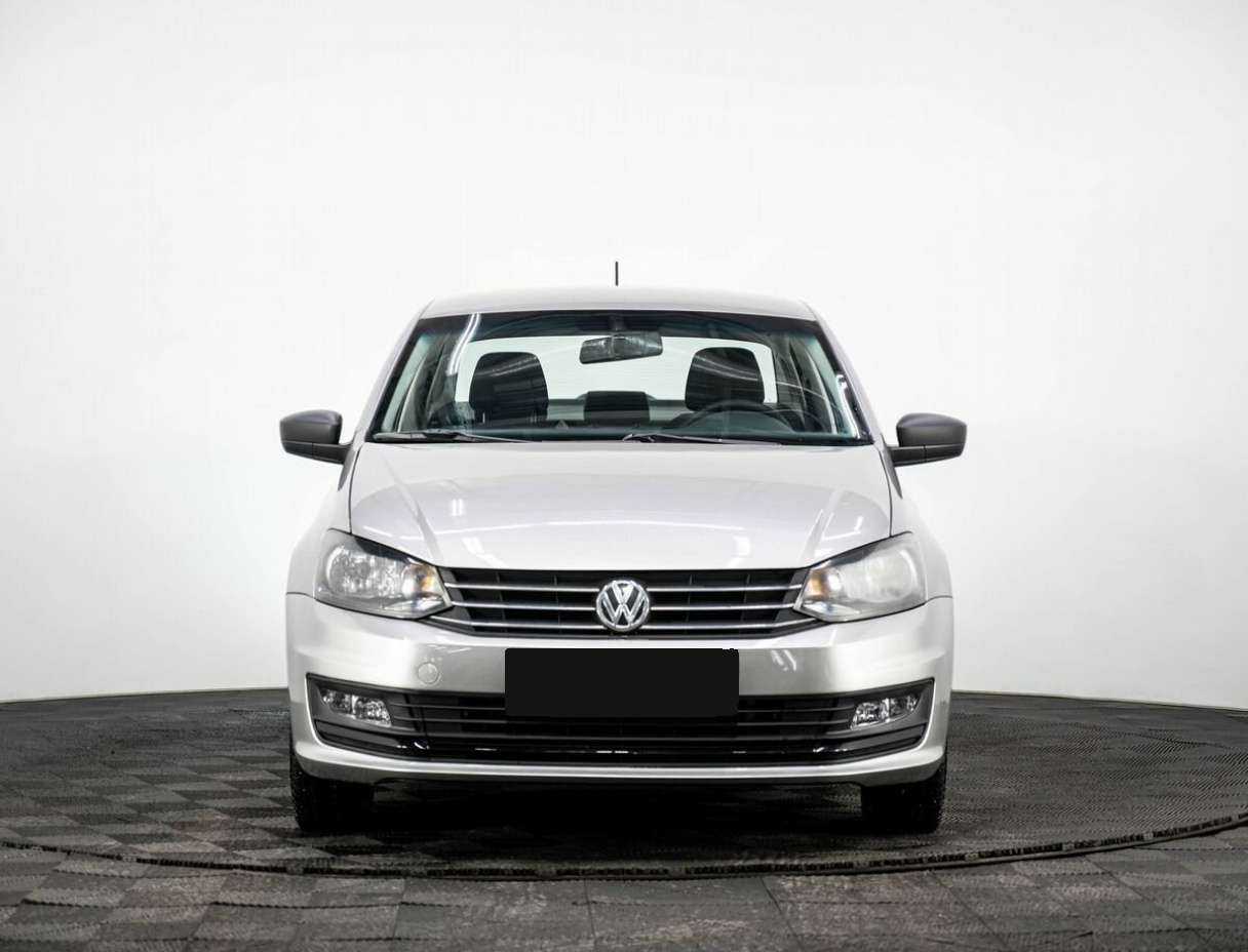 Volkswagen Polo с пробегом — 2020 год. Фото: #1