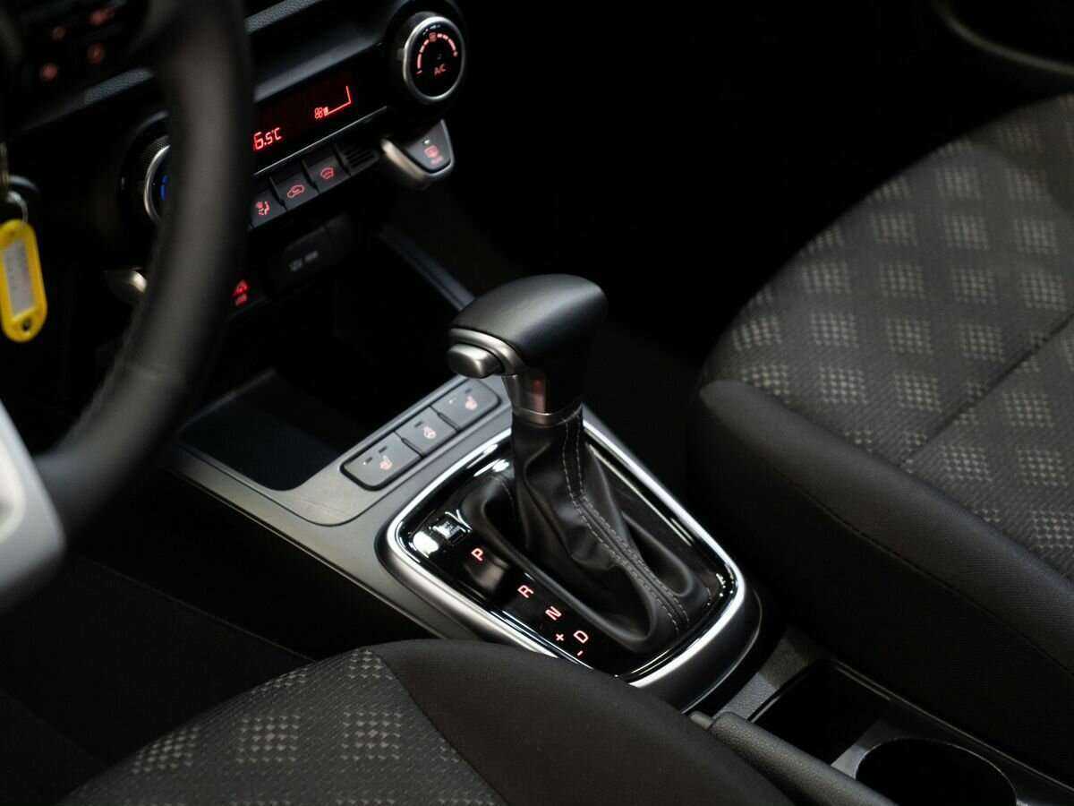 Kia Rio с пробегом — 2018 год. Фото: #10