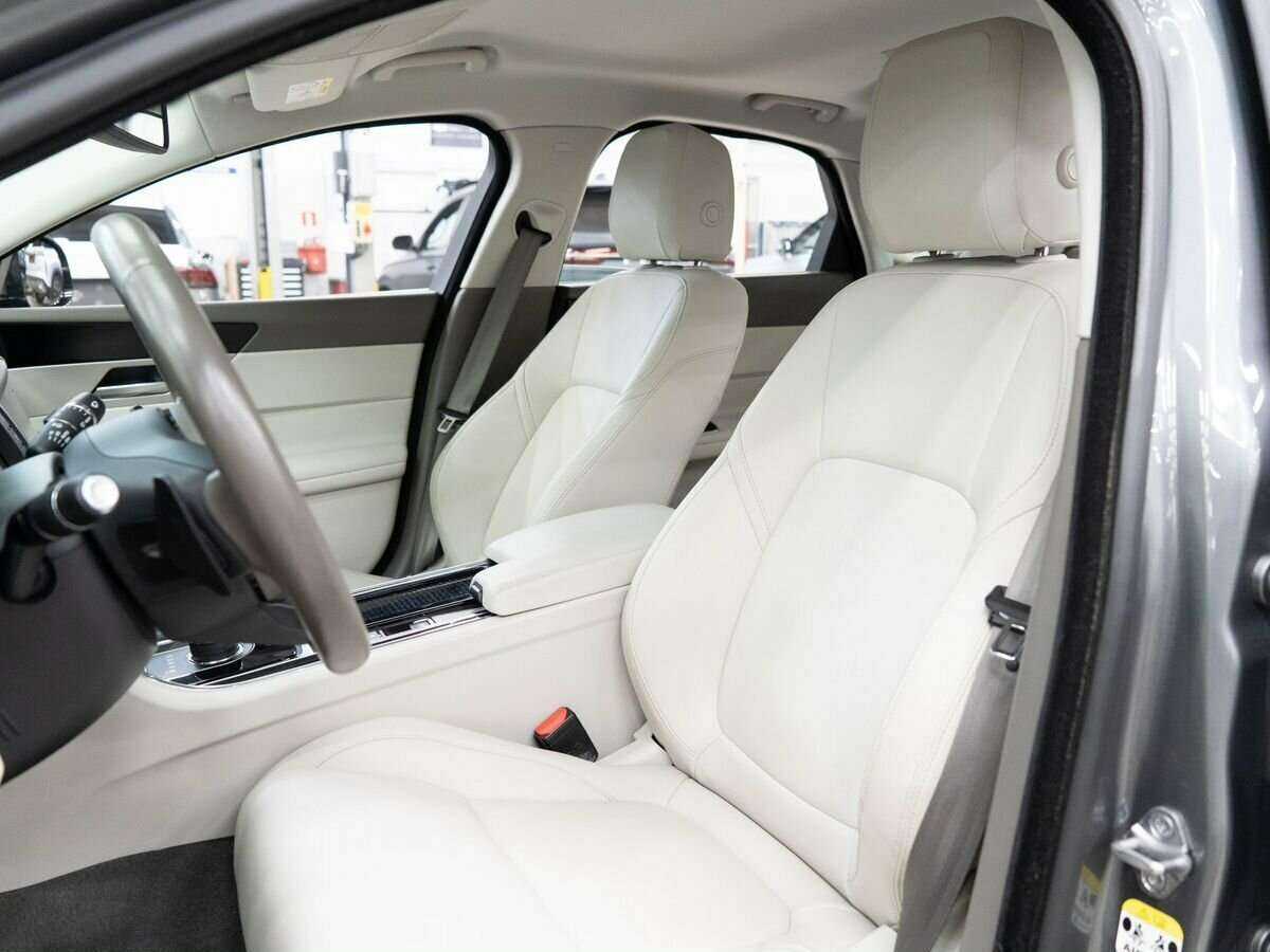 Jaguar XF с пробегом — 2017 год. Фото: #5