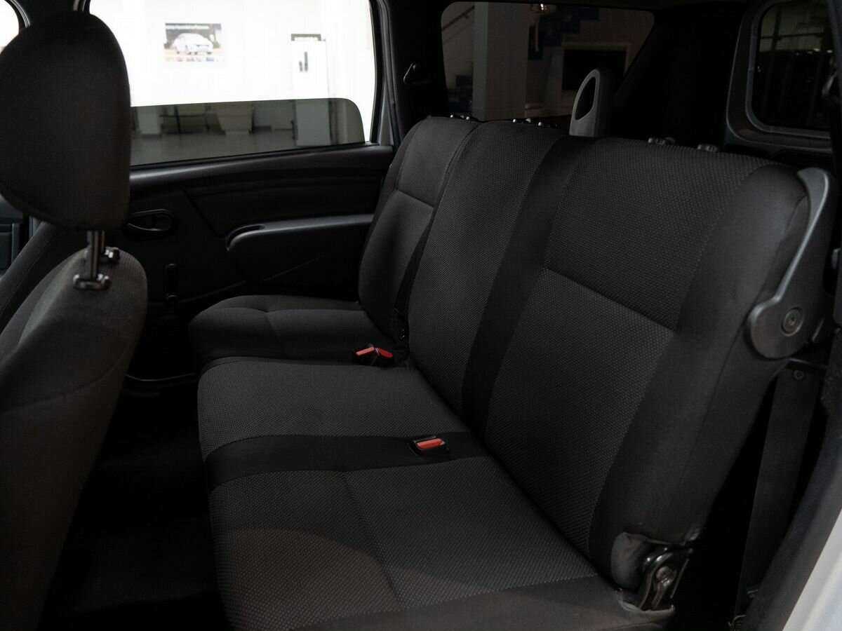 Lada (ВАЗ) Largus с пробегом — 2018 год. Фото: #6