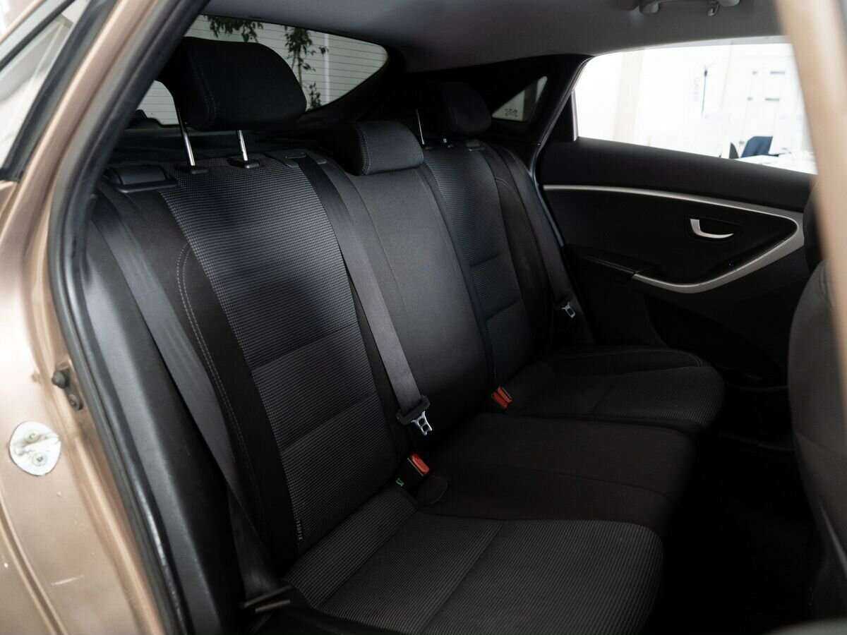 Hyundai i30 с пробегом — 2013 год. Фото: #7