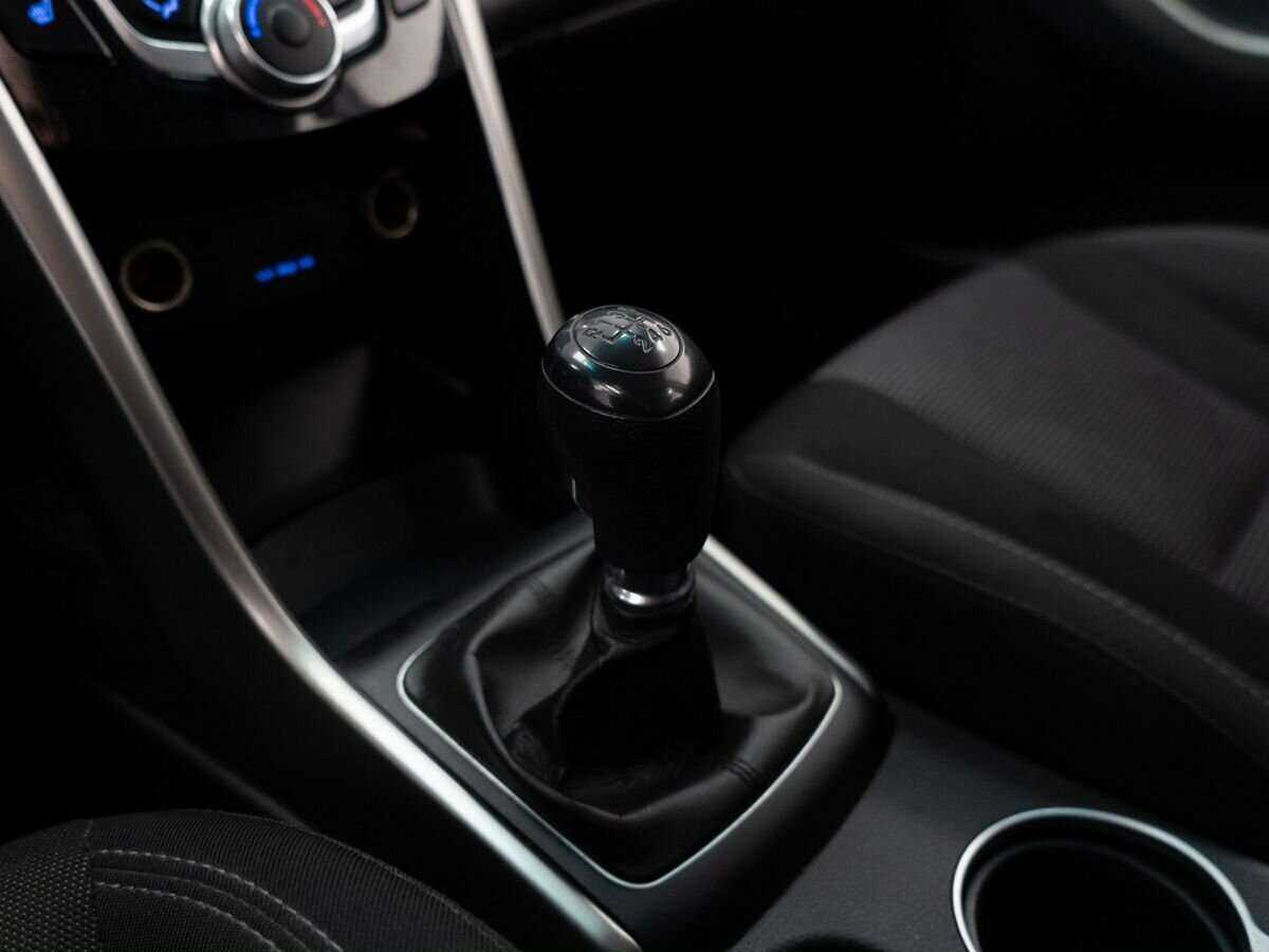 Hyundai i30 с пробегом — 2013 год. Фото: #12