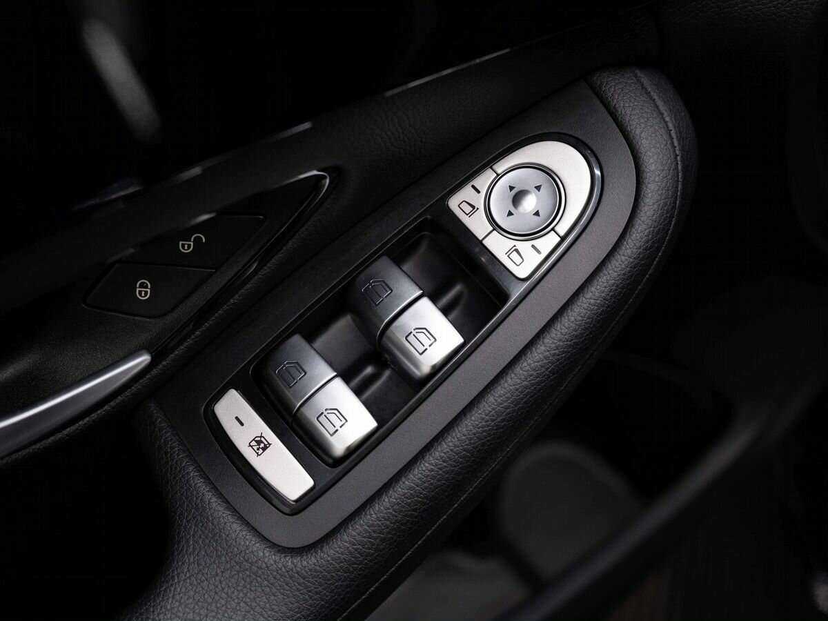 Mercedes-Benz C-Класс с пробегом — 2015 год. Фото: #11