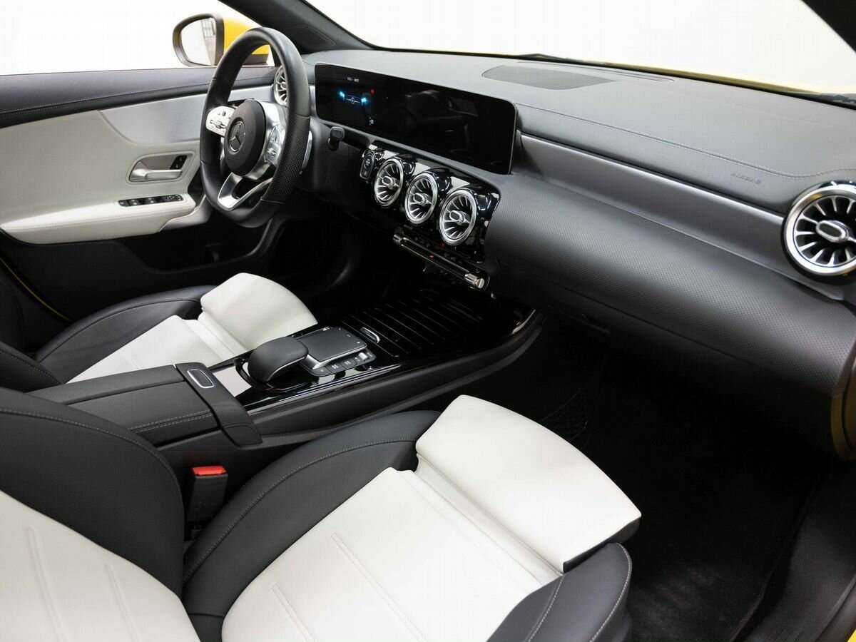Mercedes-Benz CLA с пробегом — 2020 год. Фото: #8