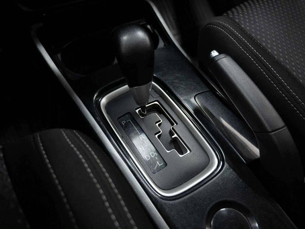 Mitsubishi Outlander с пробегом — 2018 год. Фото: #18