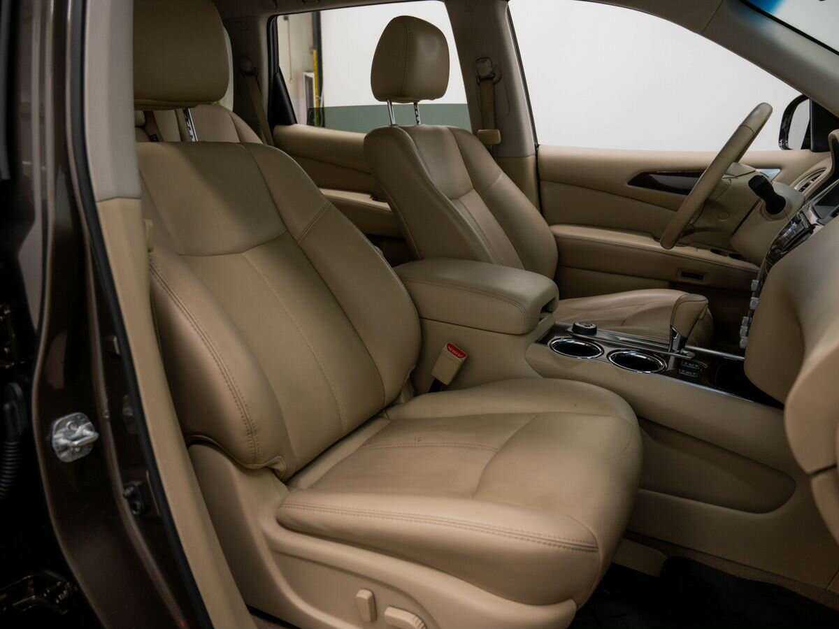 Nissan Pathfinder с пробегом — 2014 год. Фото: #7