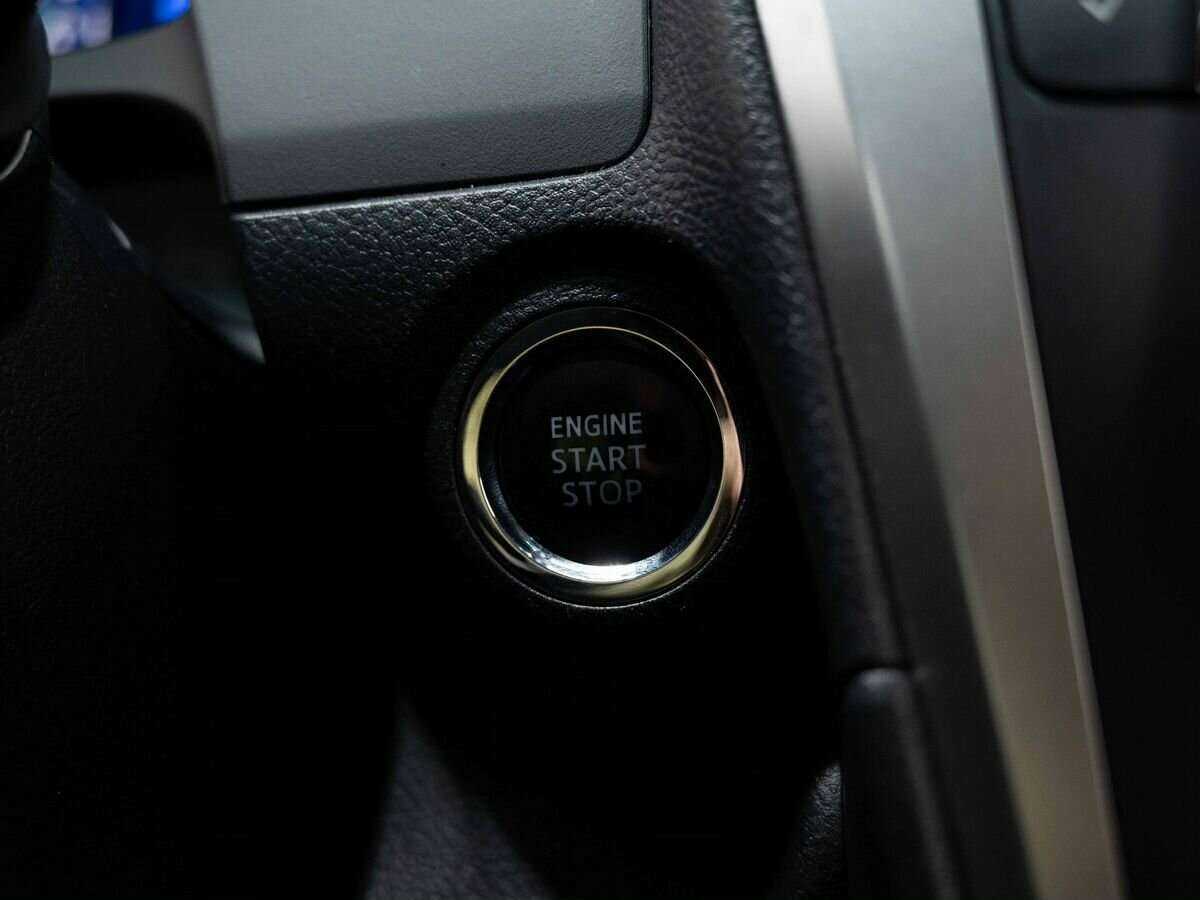 Toyota Camry с пробегом — 2018 год. Фото: #21