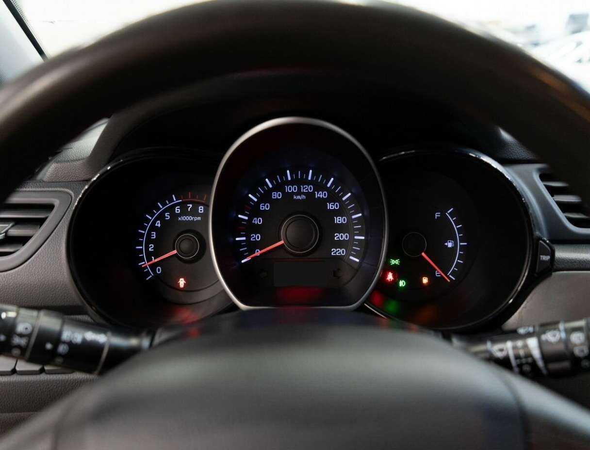 Kia Rio с пробегом — 2012 год. Фото: #8