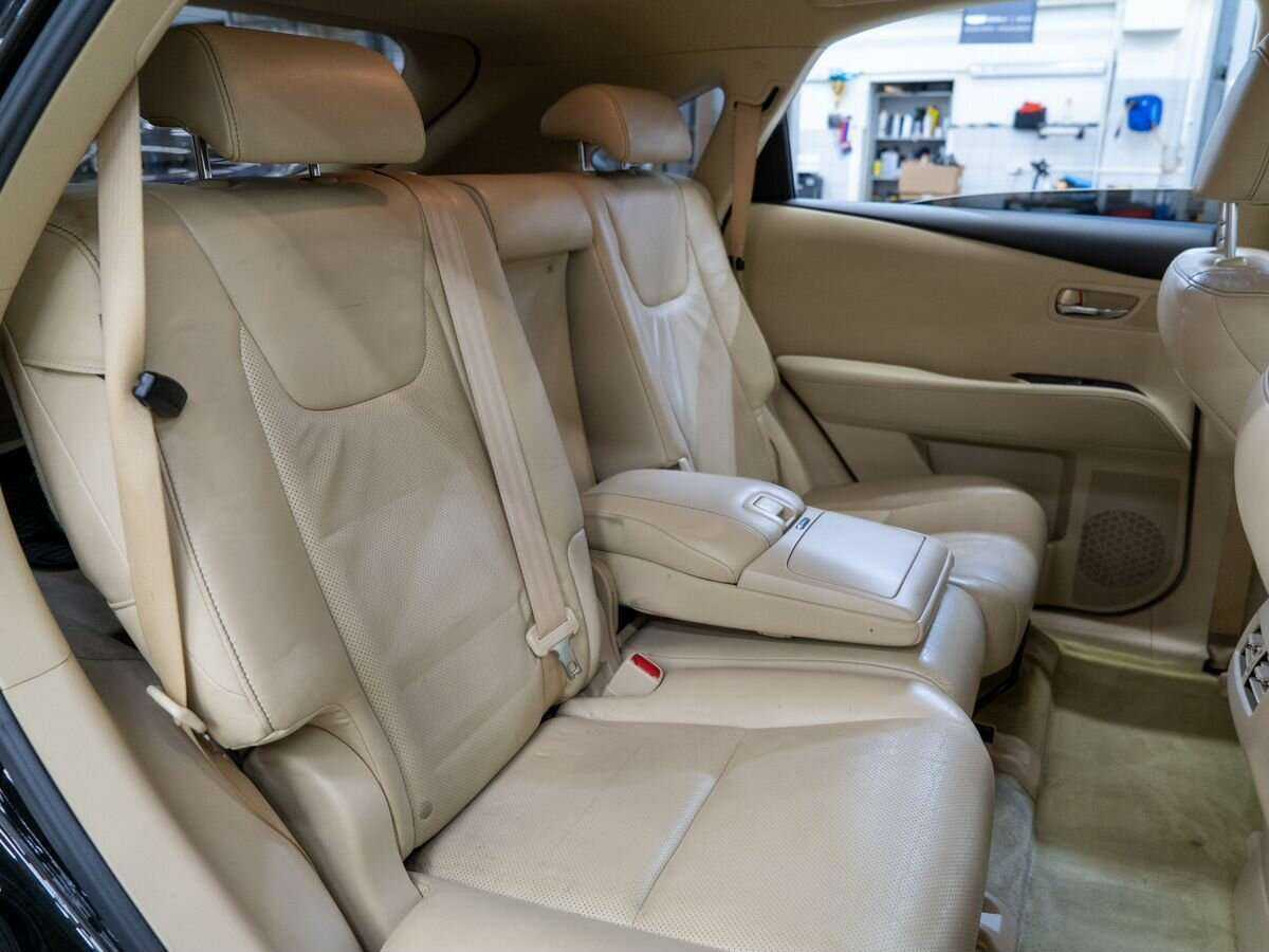 Lexus RX с пробегом — 2012 год. Фото: #8