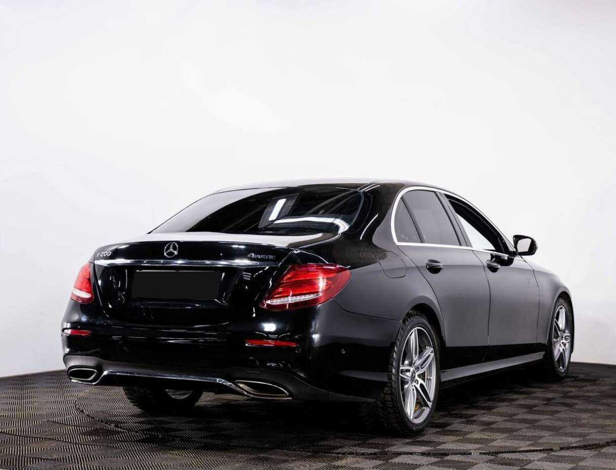 Mercedes-Benz E-Класс с пробегом — 2017 год. Фото: #5
