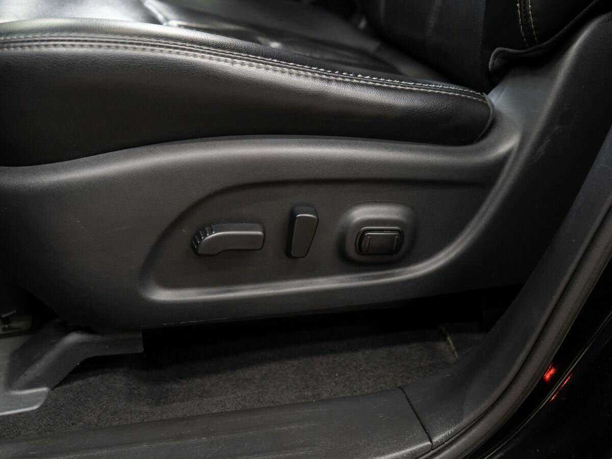 Nissan Pathfinder с пробегом — 2015 год. Фото: #15