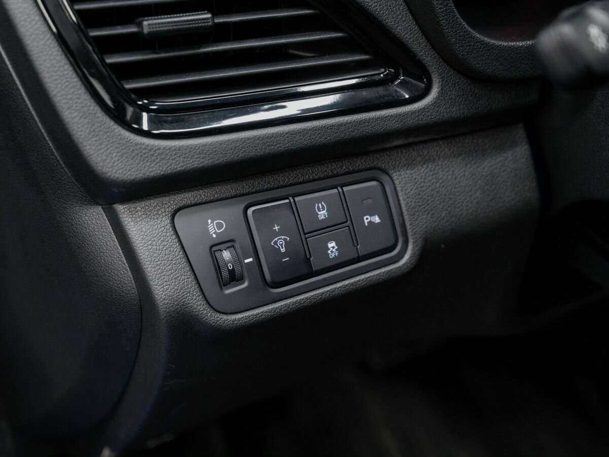 Hyundai Solaris с пробегом — 2020 год. Фото: #14