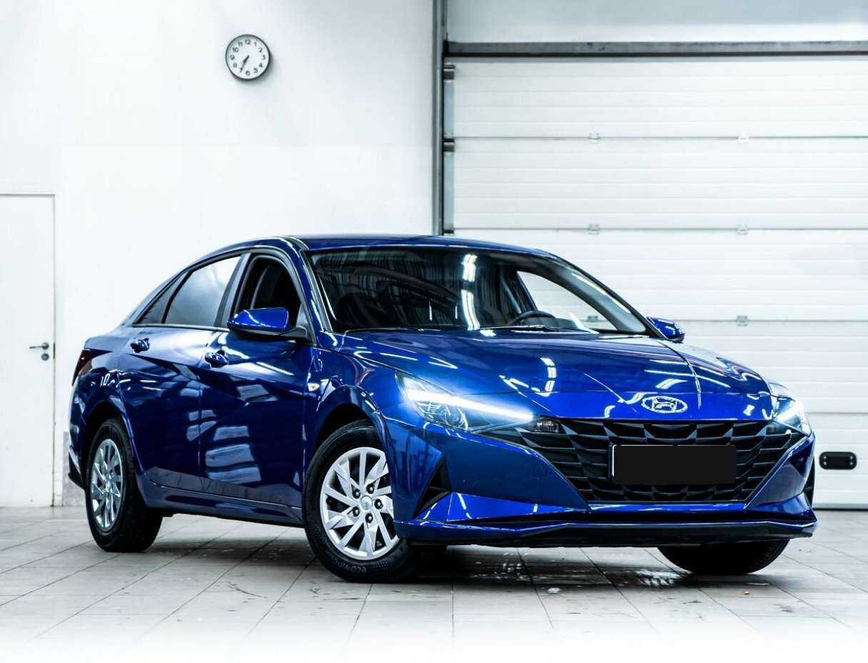 Hyundai Elantra с пробегом — 2021 год. Фото: #1