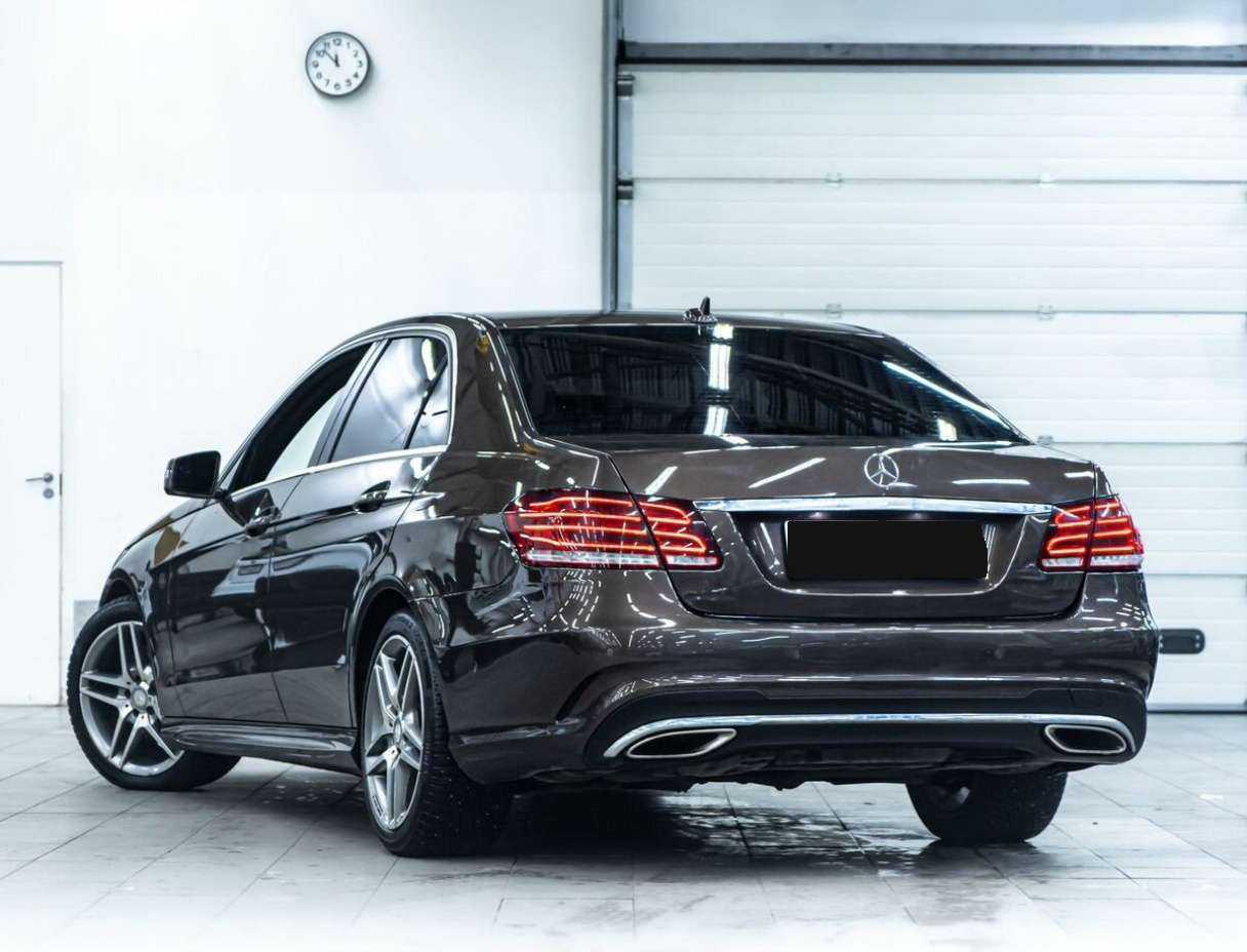 Mercedes-Benz E-Класс с пробегом — 2013 год. Фото: #3