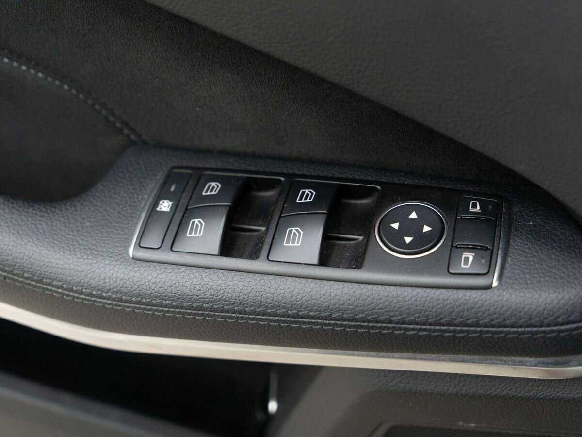 Mercedes-Benz E-Класс с пробегом — 2013 год. Фото: #13