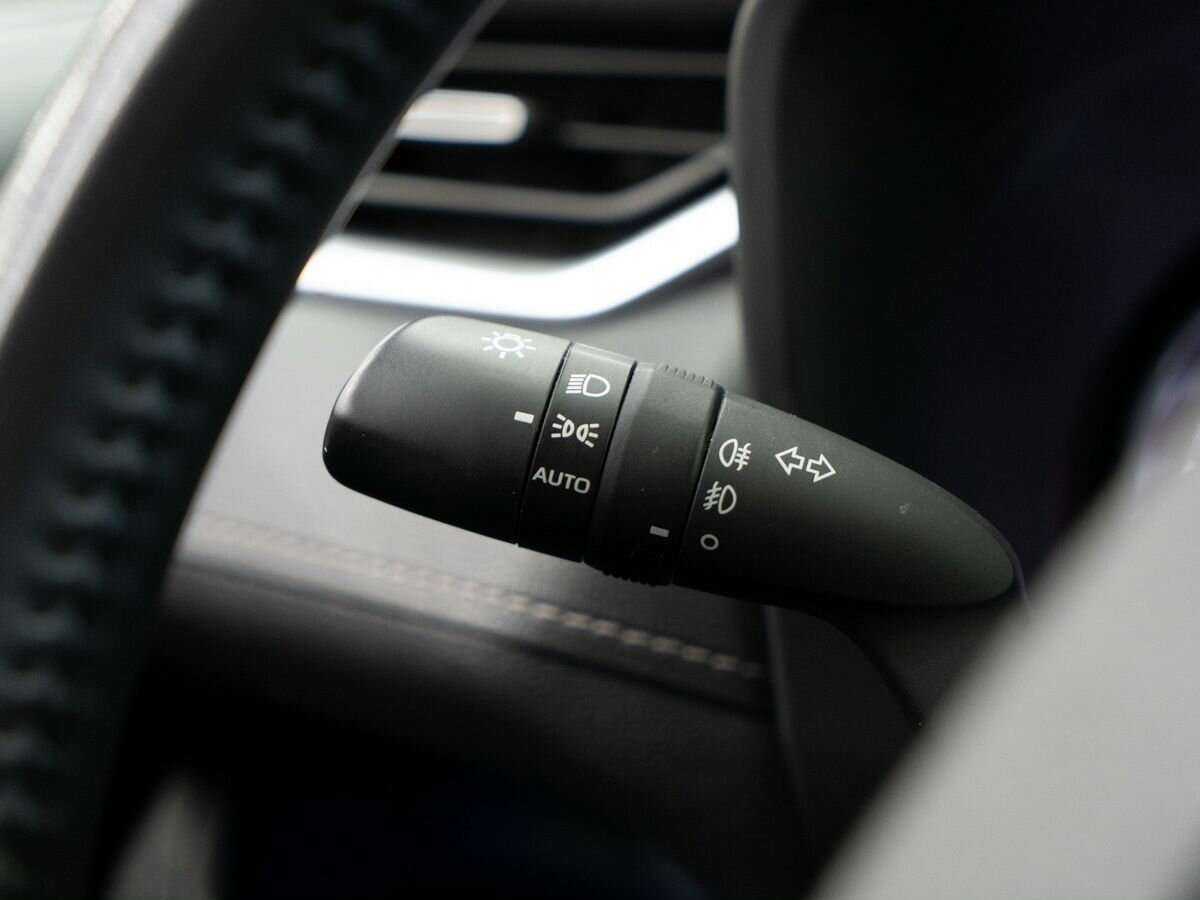 Toyota RAV4 с пробегом — 2020 год. Фото: #16