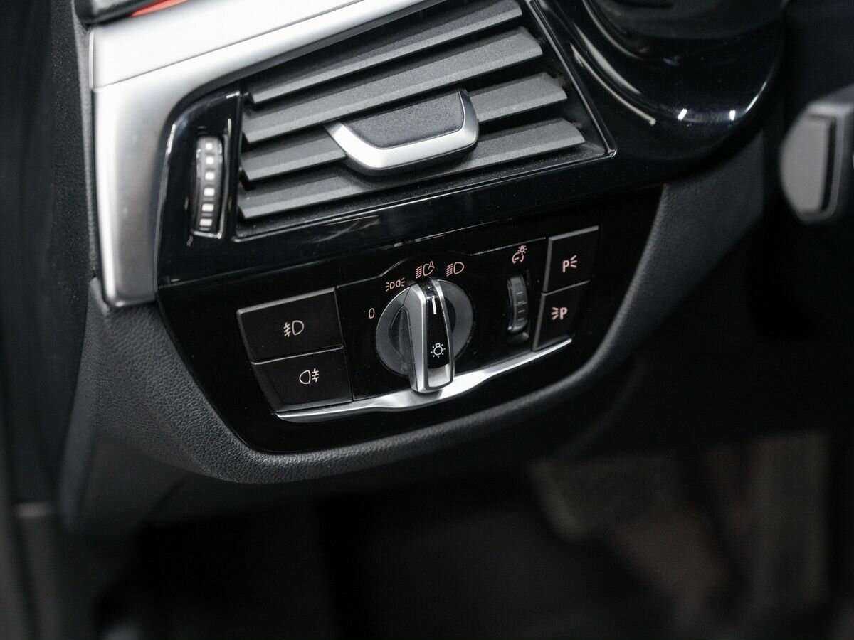 BMW 5 серии с пробегом — 2018 год. Фото: #17