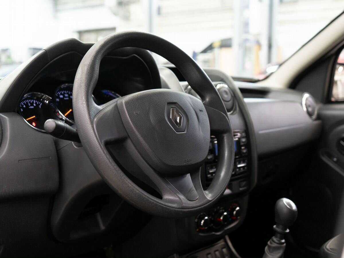 Renault Duster с пробегом — 2015 год. Фото: #4