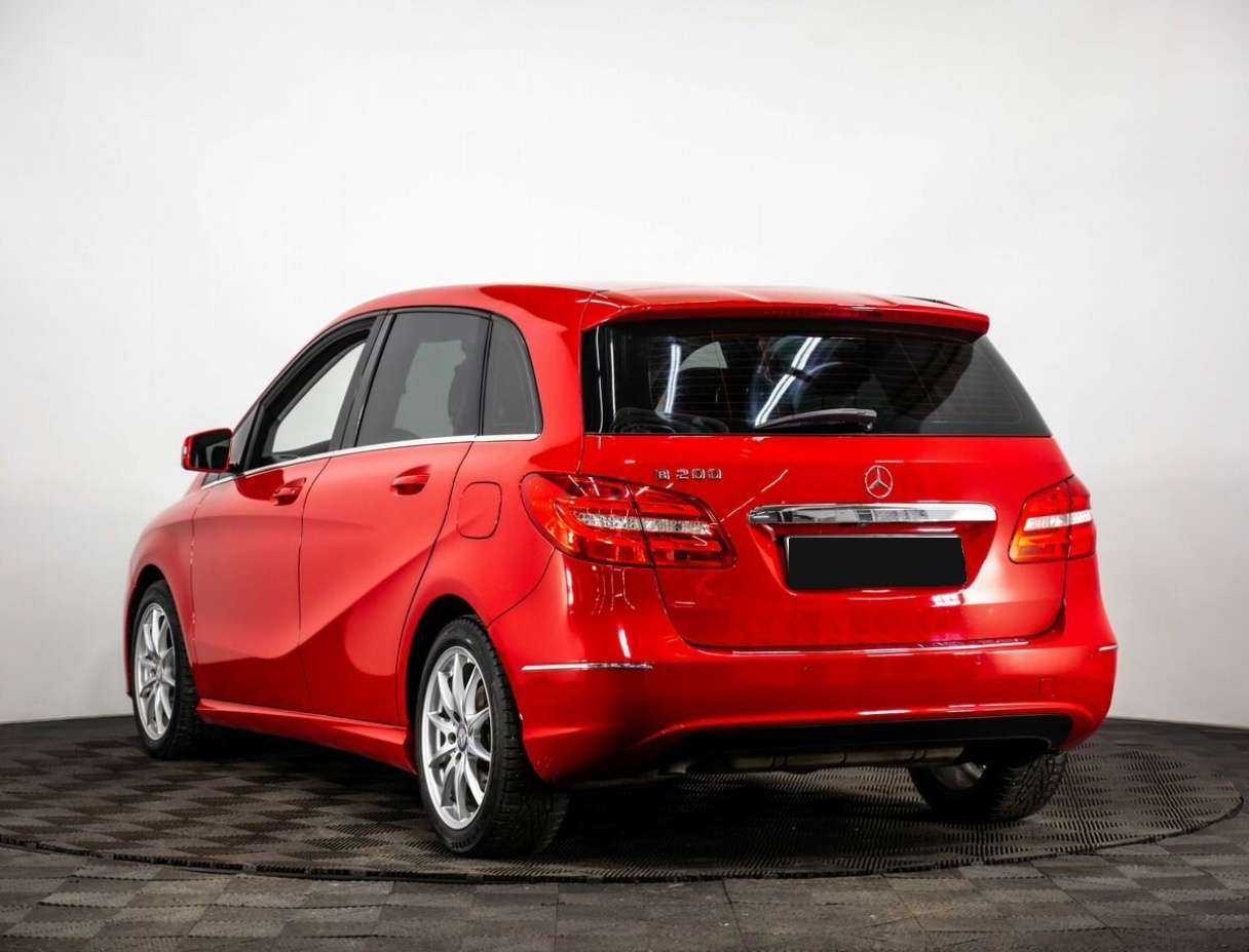 Mercedes-Benz B-Класс с пробегом — 2013 год. Фото: #3