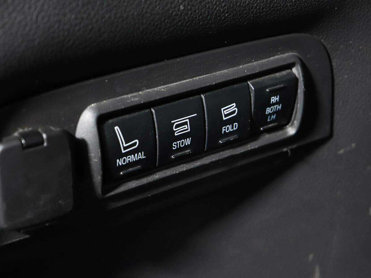 Ford Explorer с пробегом — 2012 год. Фото: #19