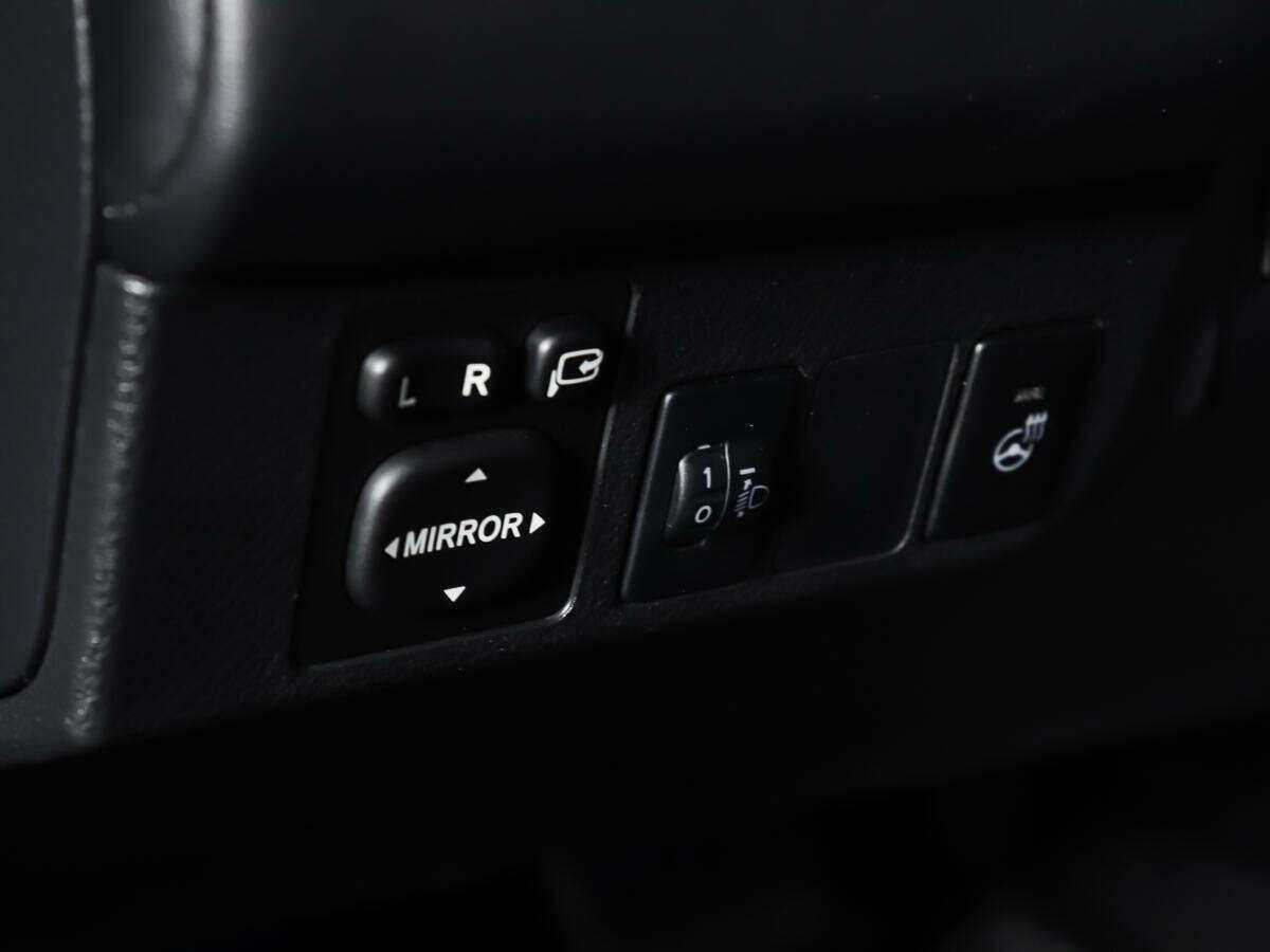 Toyota RAV4 с пробегом — 2017 год. Фото: #15