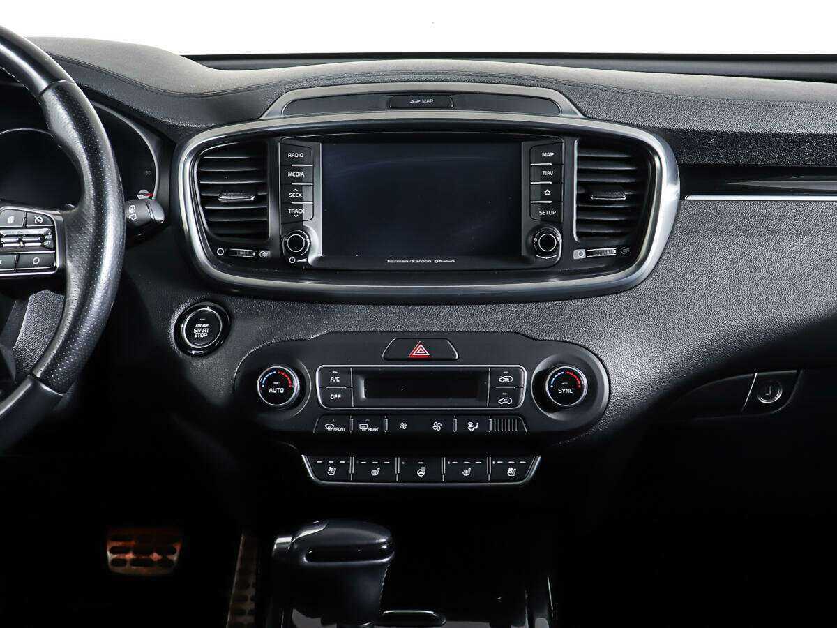 Kia Sorento с пробегом — 2019 год. Фото: #11