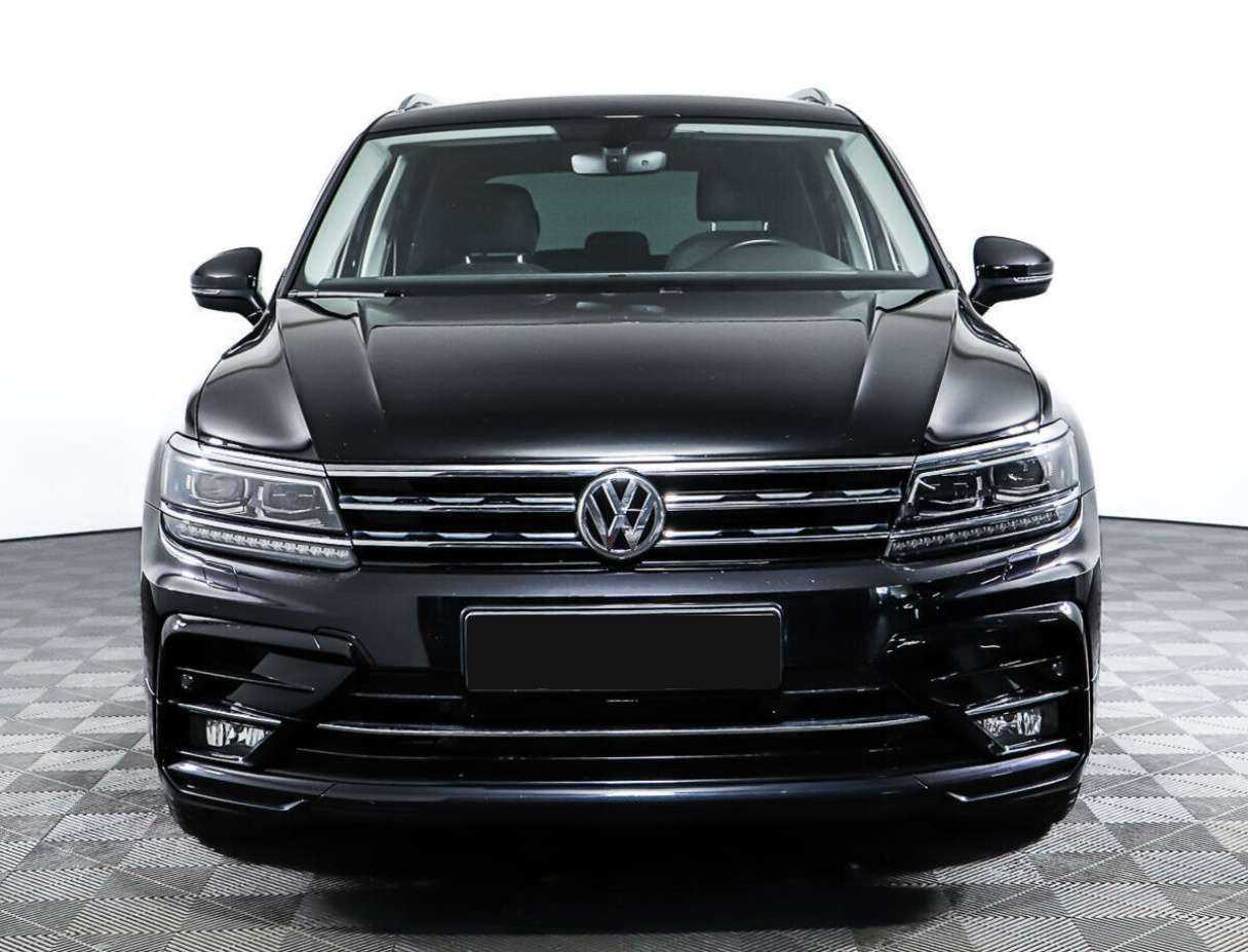 Volkswagen Tiguan с пробегом — 2018 год. Фото: #1