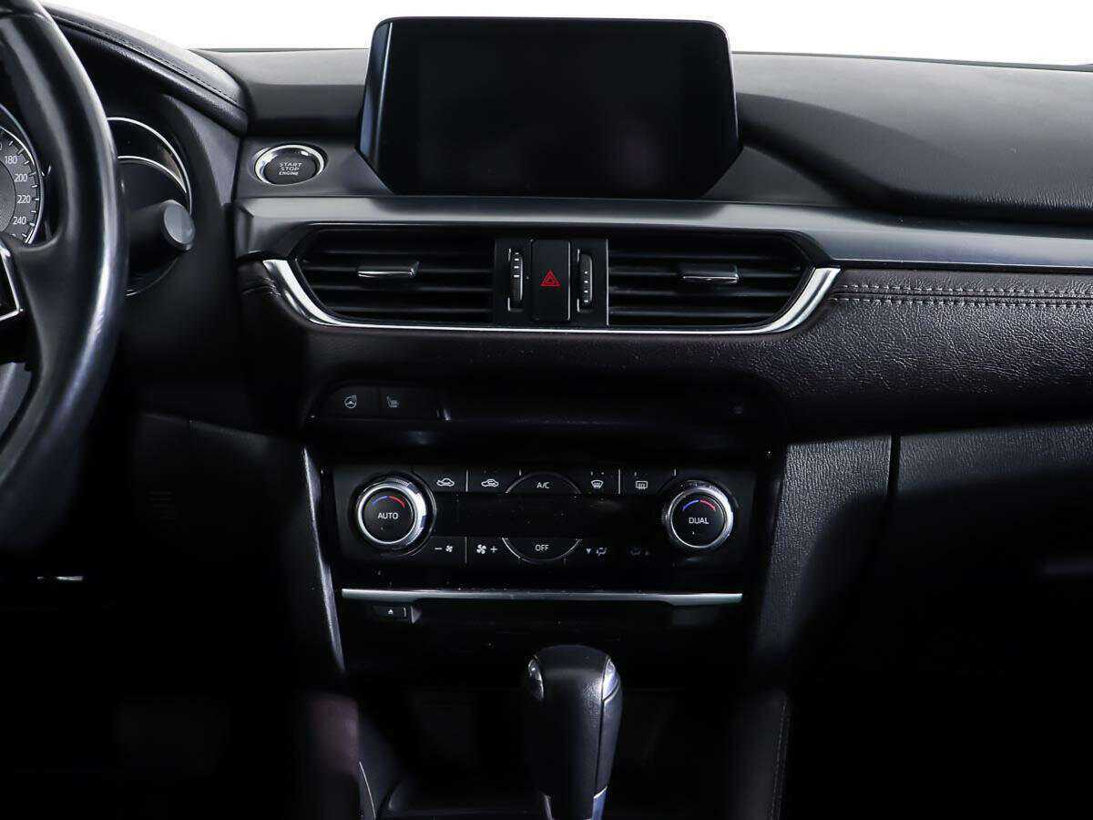 Mazda 6 с пробегом — 2018 год. Фото: #11