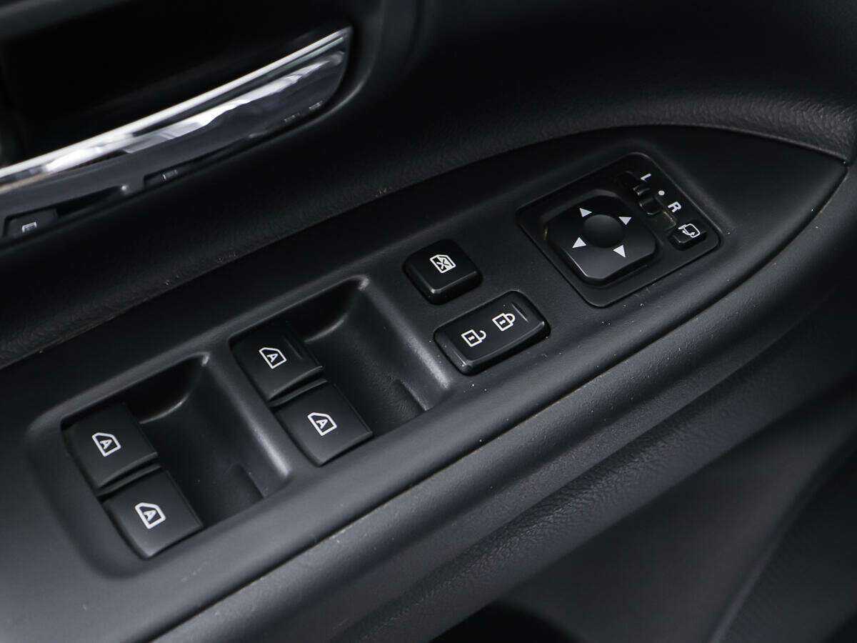 Mitsubishi Outlander с пробегом — 2019 год. Фото: #15