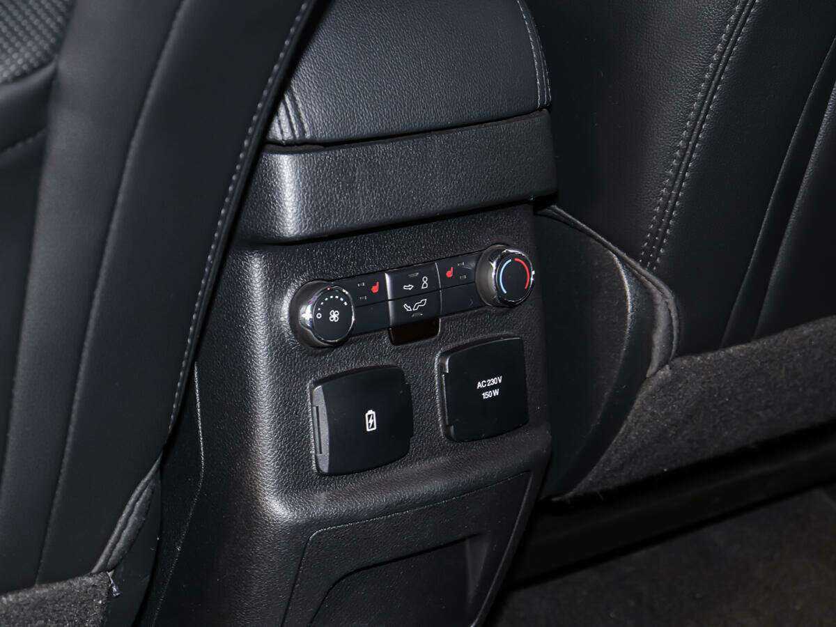 Ford Explorer с пробегом — 2017 год. Фото: #17