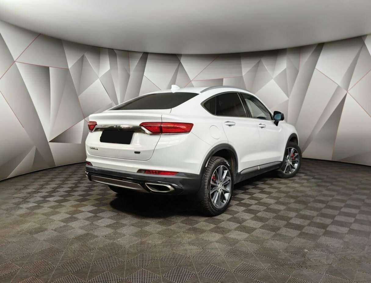 Geely Tugella с пробегом — 2022 год. Фото: #1