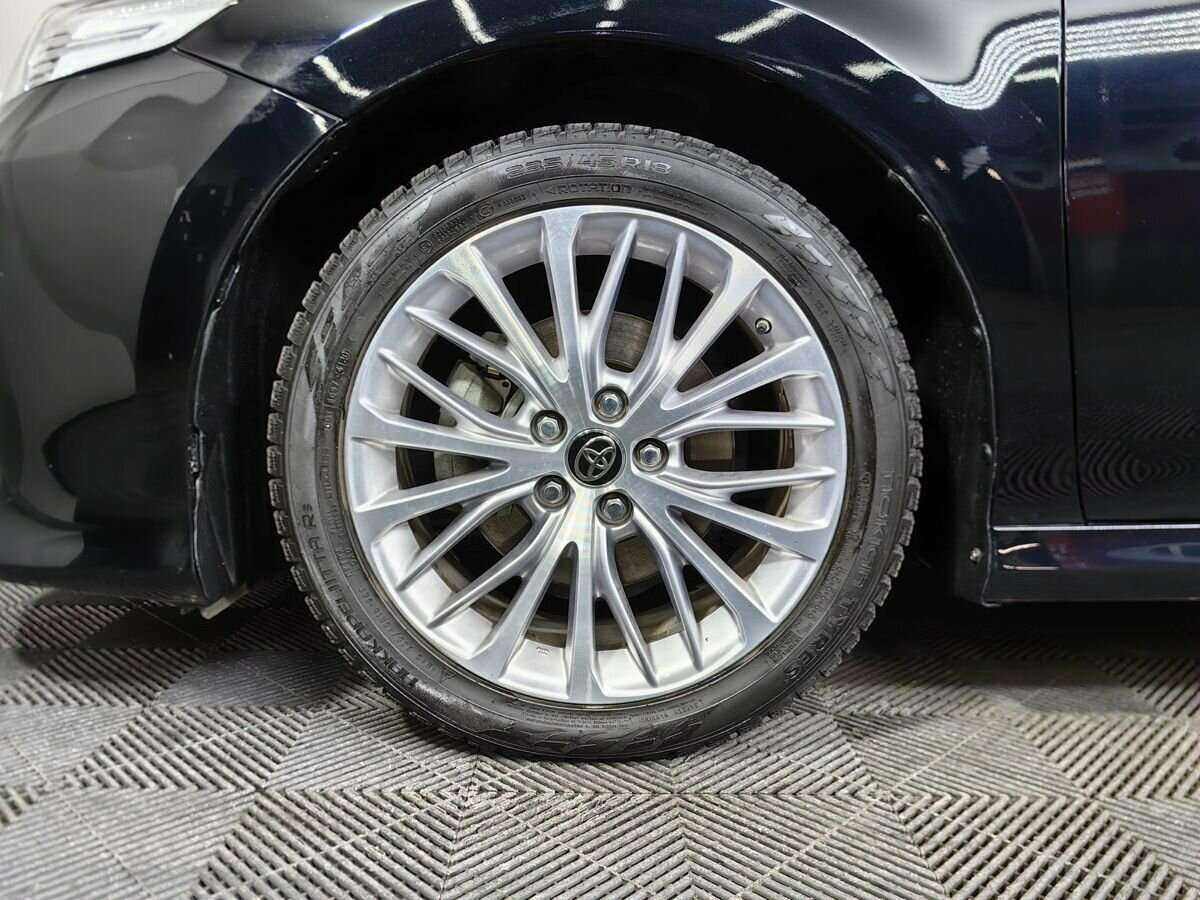 Toyota Camry с пробегом — 2020 год. Фото: #15