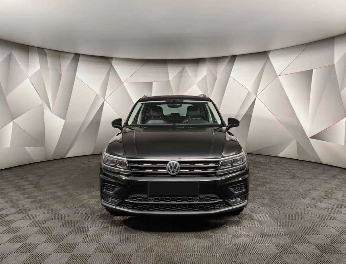 Volkswagen Tiguan с пробегом — 2018 год. Фото: #6