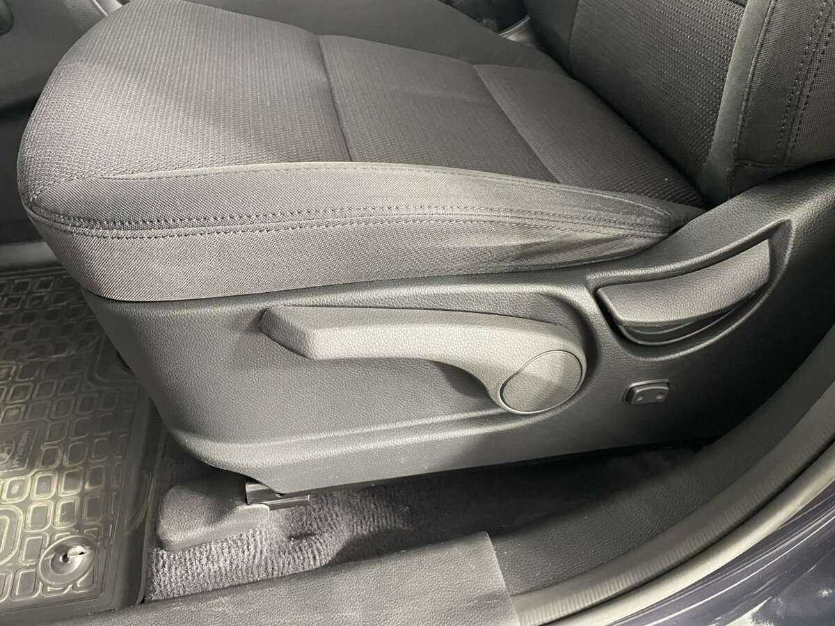 Hyundai Santa Fe с пробегом — 2015 год. Фото: #9