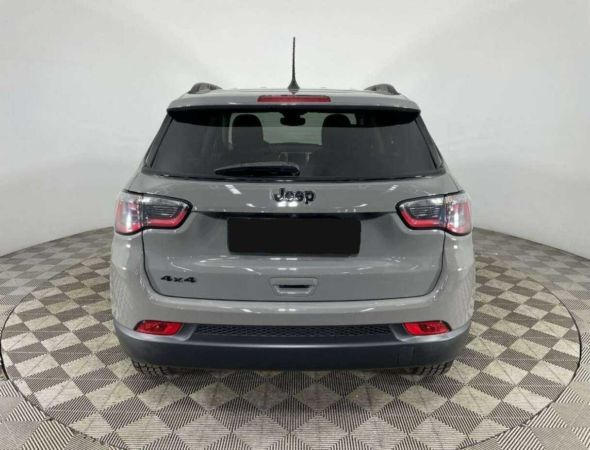 Jeep Compass с пробегом — 2019 год. Фото: #2