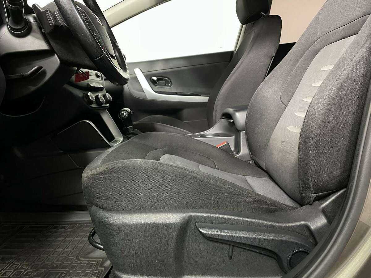 Kia Ceed с пробегом — 2013 год. Фото: #9